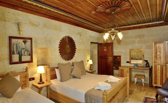 Caftan Cave Suites