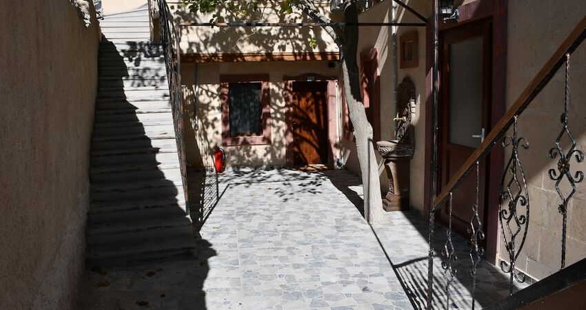 Cappadocia Stone Rooms