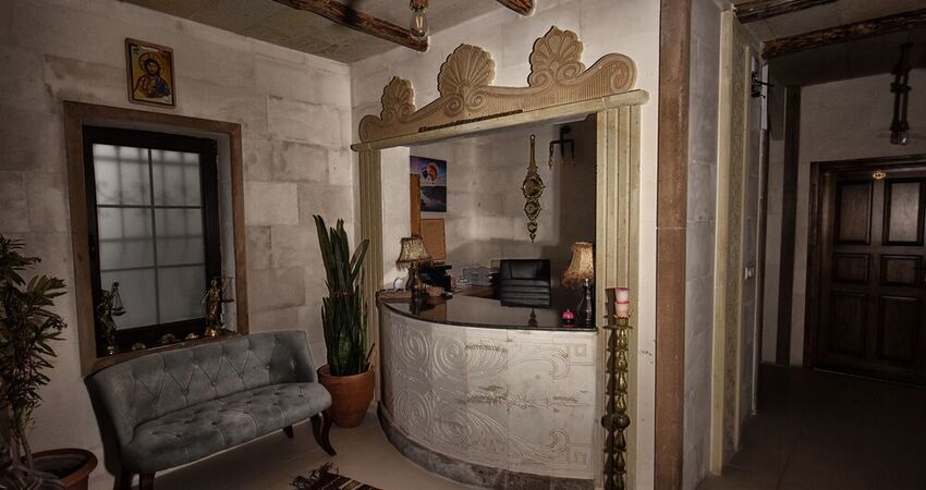 El Nazar Stone Suite