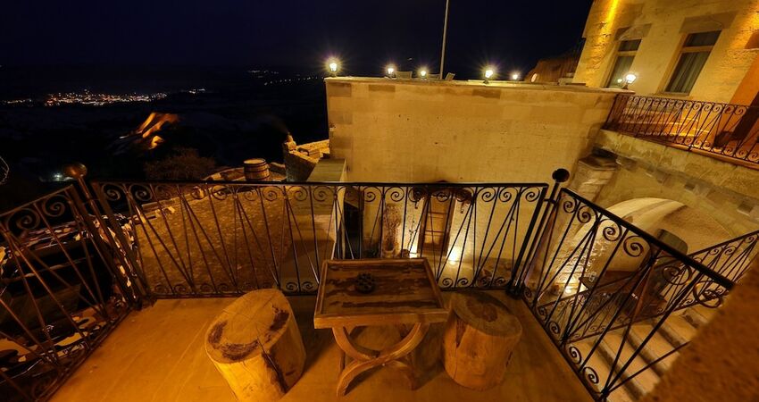 Eyes Of Cappadocia Cave Hotel