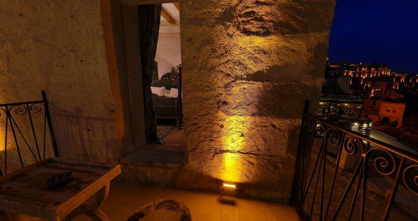 Eyes Of Cappadocia Cave Hotel