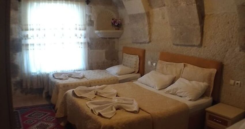 Falcon Cave Suites