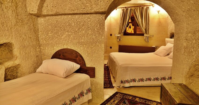 Grand Cave Suites