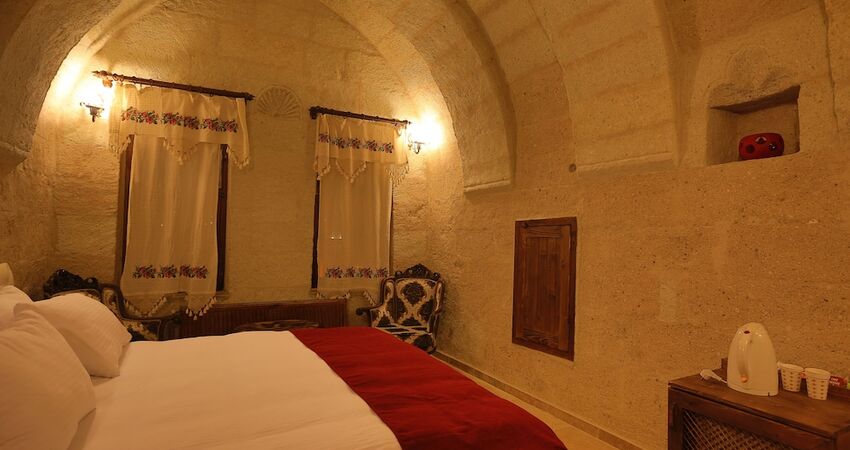 Grand Cave Suites