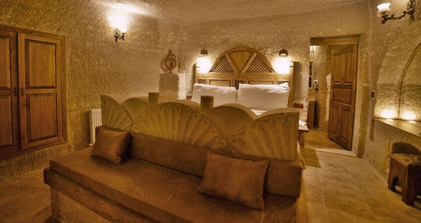 Grand Cave Suites