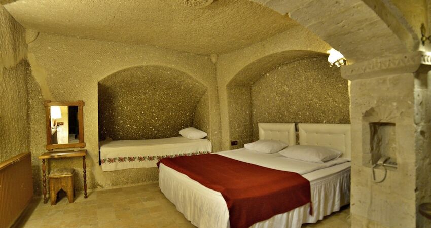 Grand Cave Suites