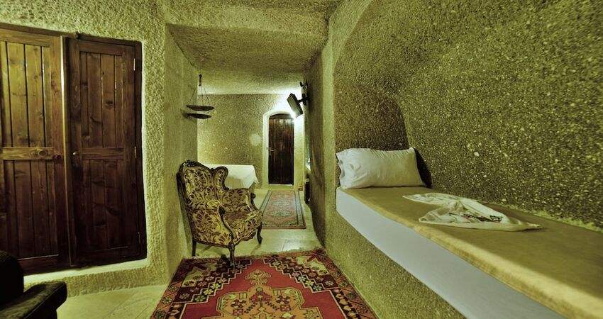 Grand Cave Suites