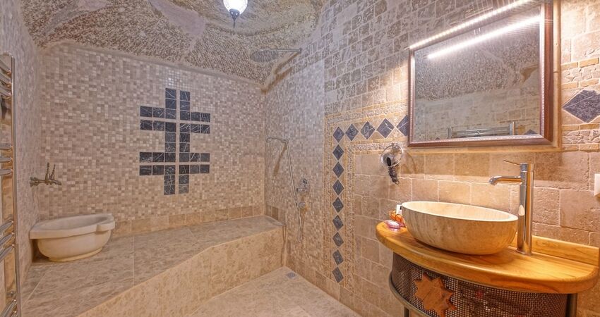 Angel Cave Suite