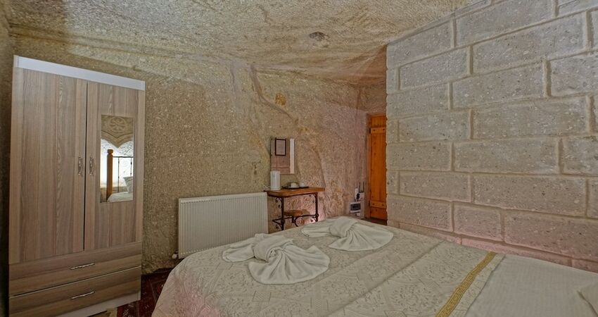 Angel Cave Suite