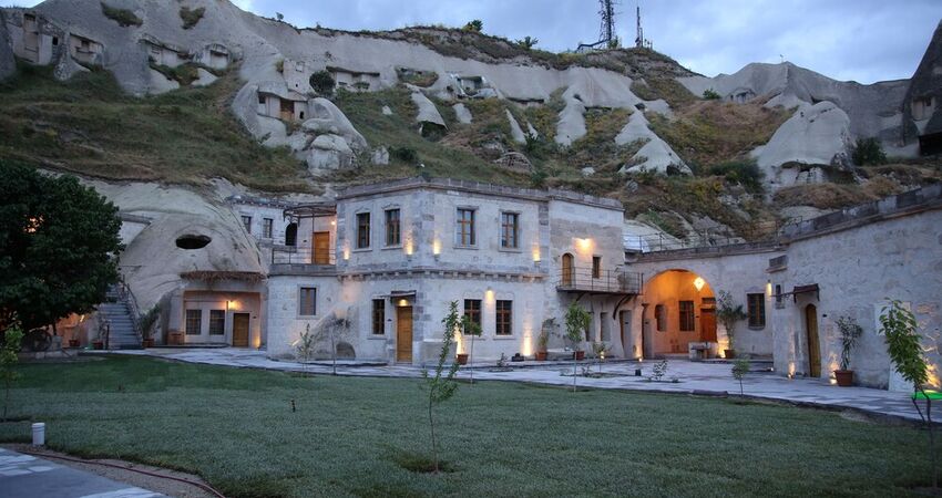 Lunar Cappadocia Hotel