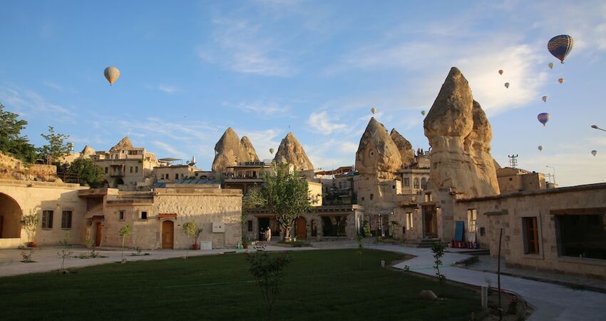 Lunar Cappadocia Hotel