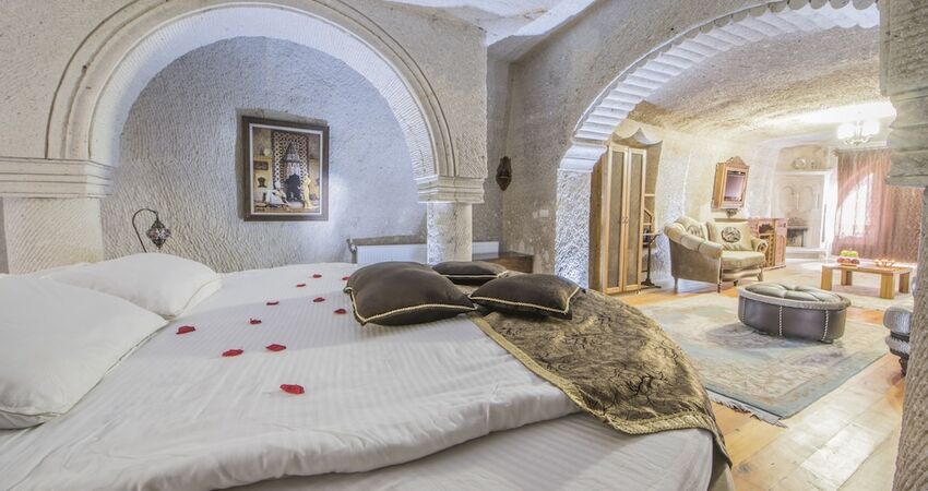 Ottoman Cave Suites