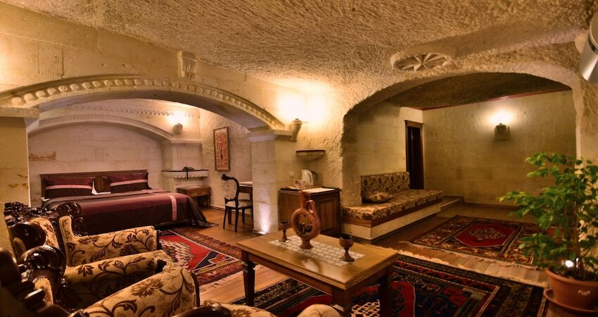 Stone House Cave Hotel