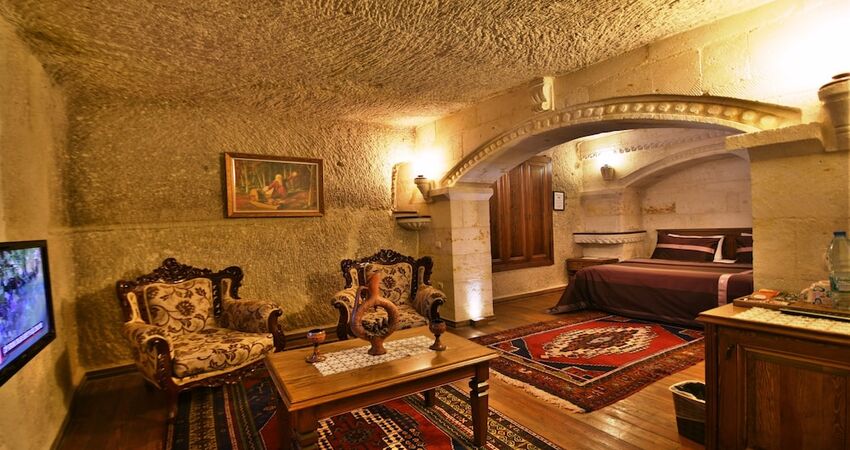 Stone House Cave Hotel