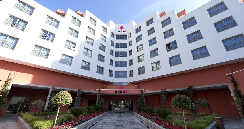 Akra V Hotel