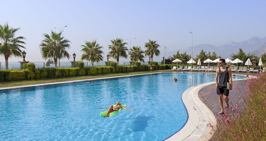 Crowne Plaza Hotel Antalya