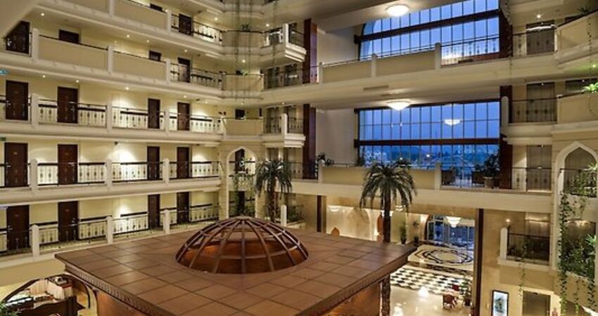 Crowne Plaza Hotel Antalya