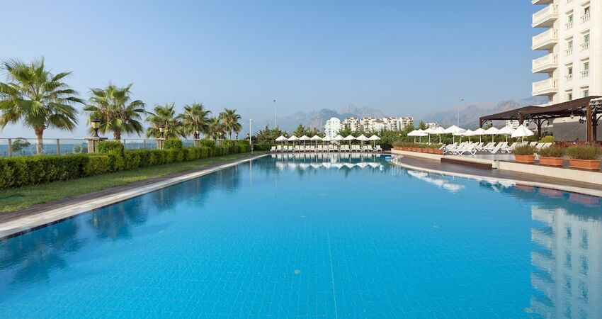 Crowne Plaza Hotel Antalya