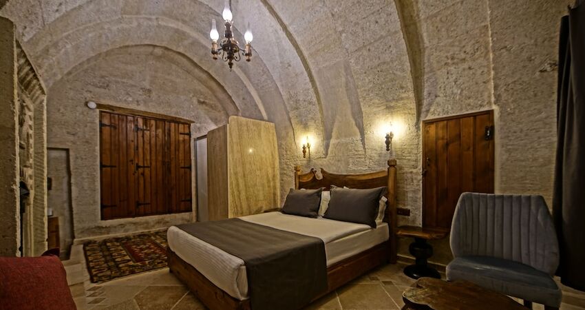 Apex Cave Hotel