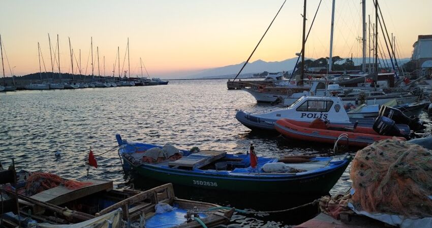 Alaçatı-Çeşme -Kuşadası (tekne turu dahil)