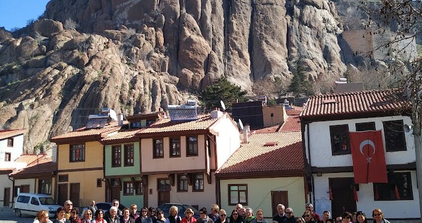 Afyon Frigyasından  Yanık ülkeye  Kuladokya 