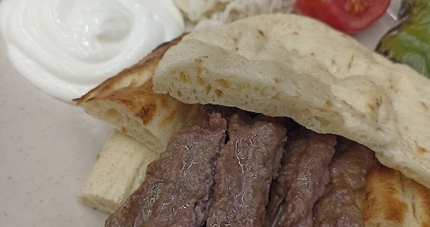 YHT ile  GÜL MEVSİMİNDE TOROSLARDA ORMANA DÜĞMELİ EVLER TURU& GÖLLER  YÖRESİ